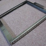 臓器をホルマリン処理するためのフレーム+ウエイト。