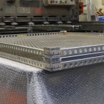 スペーサーを既存トレーに使用した例です。